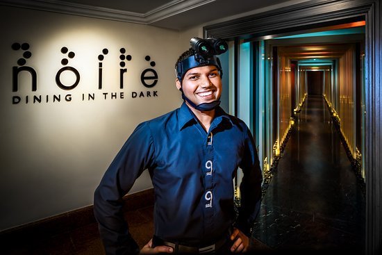 10 Restaurants Uniques à Dubaï: Les Meilleurs Au Monde 11 - Dubai Immobilier noire 4333eafc5af7c0e93 - Immobilier Dubai