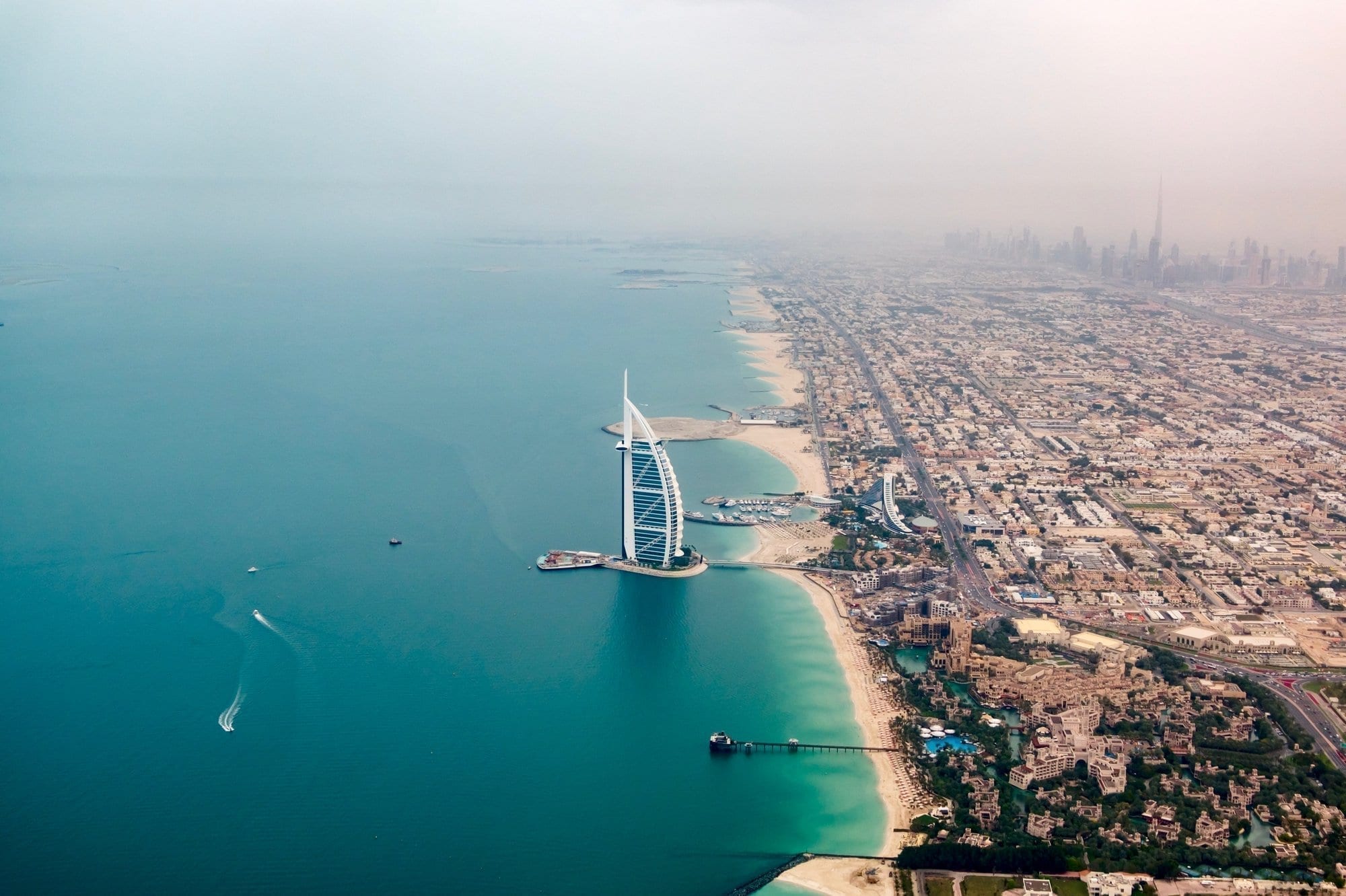La Nouvelle Loi Sur l'Immobilier à Dubaï Interdit Aux Développeurs De Percevoir Des Frais De Service 1 - Dubai Immobilier christoph schulz jG3I8b5iyHI unsplash1 056faac48cc5a33fb0f4583c434993ee 2000 - Immobilier Dubai