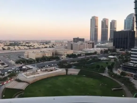Petit 2 pièces à louer superbe vue ! – Appartement Dubai (1/6)