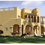 Maison deux chambres à louer à Dubai Land – Villa Dubai (1/6)