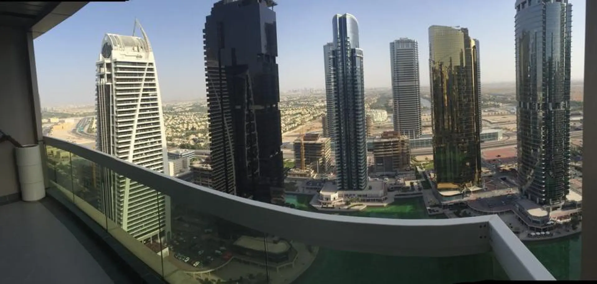 3 spacieux appartements + bonne - près du metro – Appartement Dubai (10/10)
