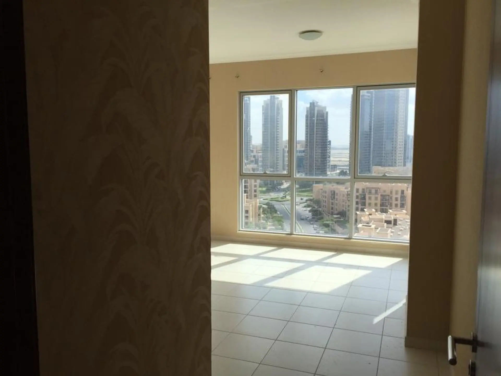 3 CHAMBRES + BONNE A RESIDENCES TOWER 9 – Appartement Dubai (9/11)