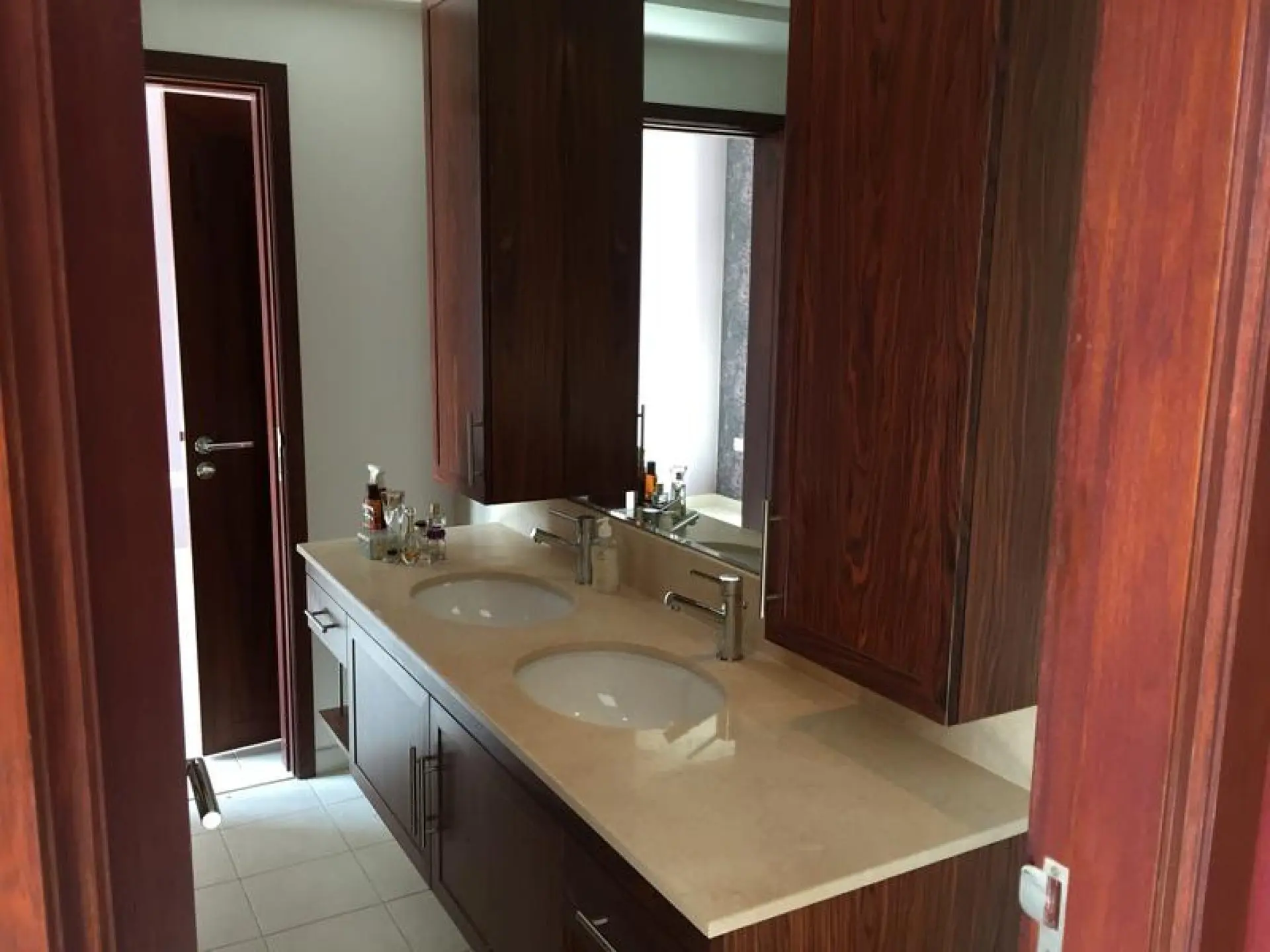 3 CHAMBRES + BONNE A RESIDENCES TOWER 9 – Appartement Dubai (10/11)