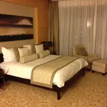 Grand studio meublé à The Address Dubai Mall Hotel – Appartement Dubai (1/3)