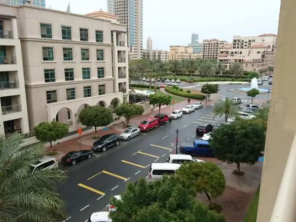 1 chambre - Dhafra 1 Greens - 3eme étage - Vue sur le café et la fontaine – Appartement Dubai (1/6)