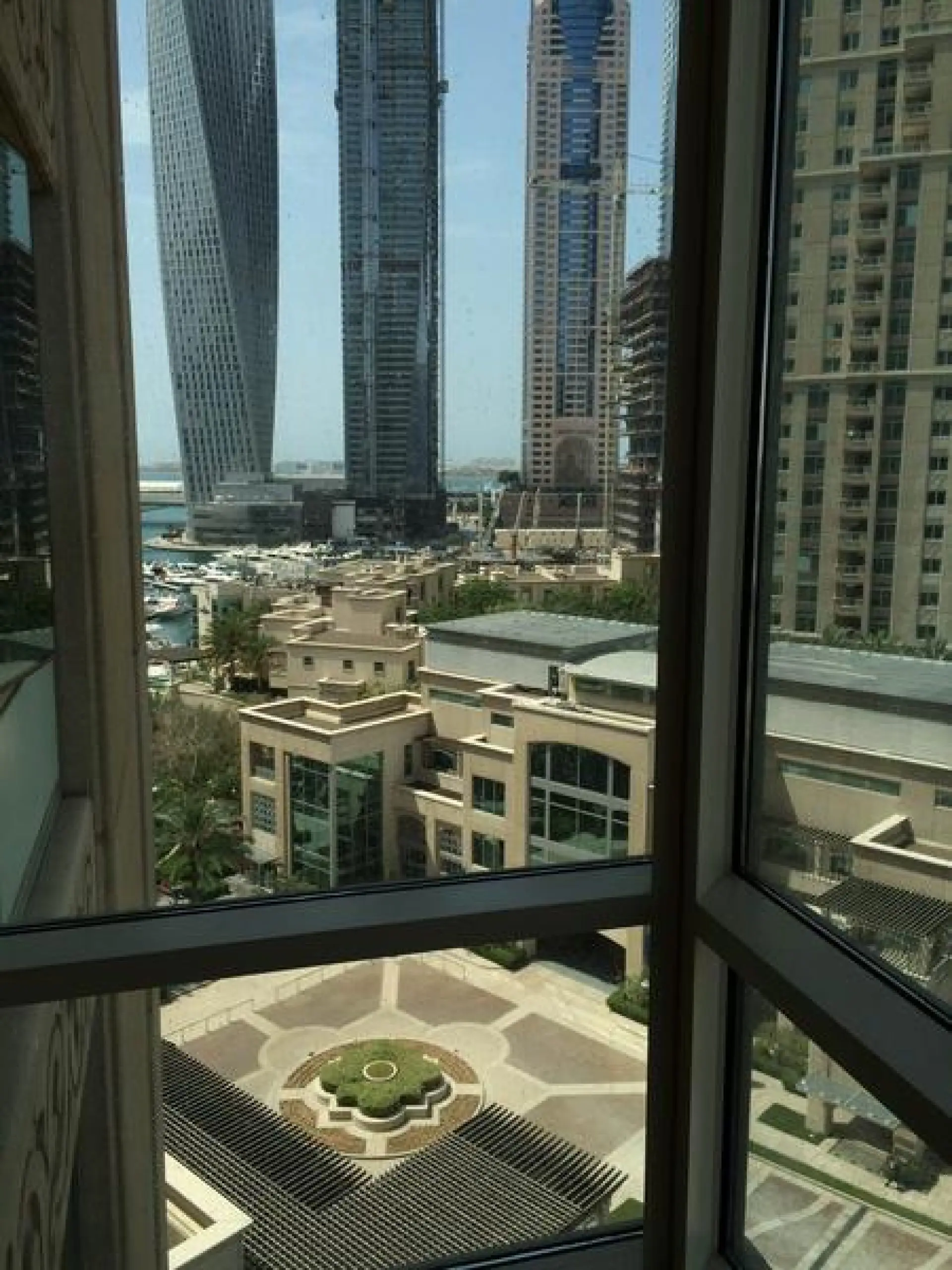 Large 2 CH+salle d'étude, ALMESK Emaar 6 Towers, Marina & Mer pleine vue, 250K AED 1 chèque – Appartement Dubai (1/7)