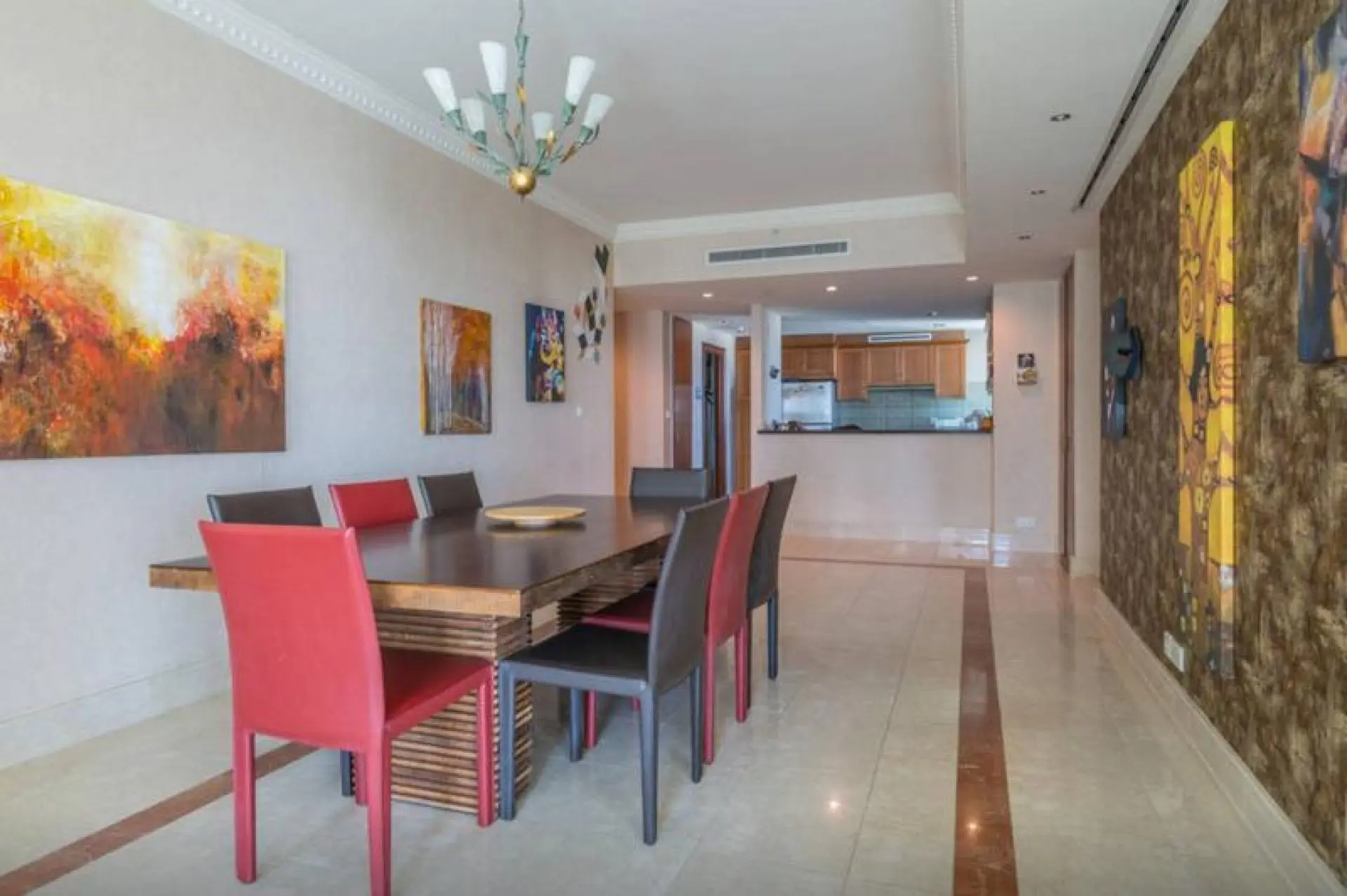 Emaar 6 Towers: Aprt meublé de 3 chambres - Vue sur le terrain de Golf – Appartement Dubai (4/8)