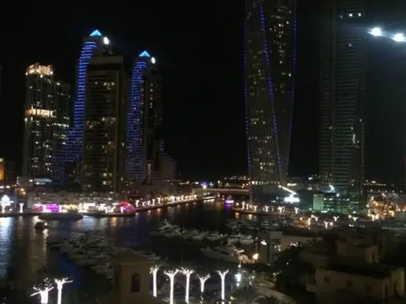 Large 2 CH+salle d'étude, Al Mesk, Emaar 6 Towers, Dubai Marina, vue sur la Marina, 210K, 1 chq – Appartement Dubai (1/10)