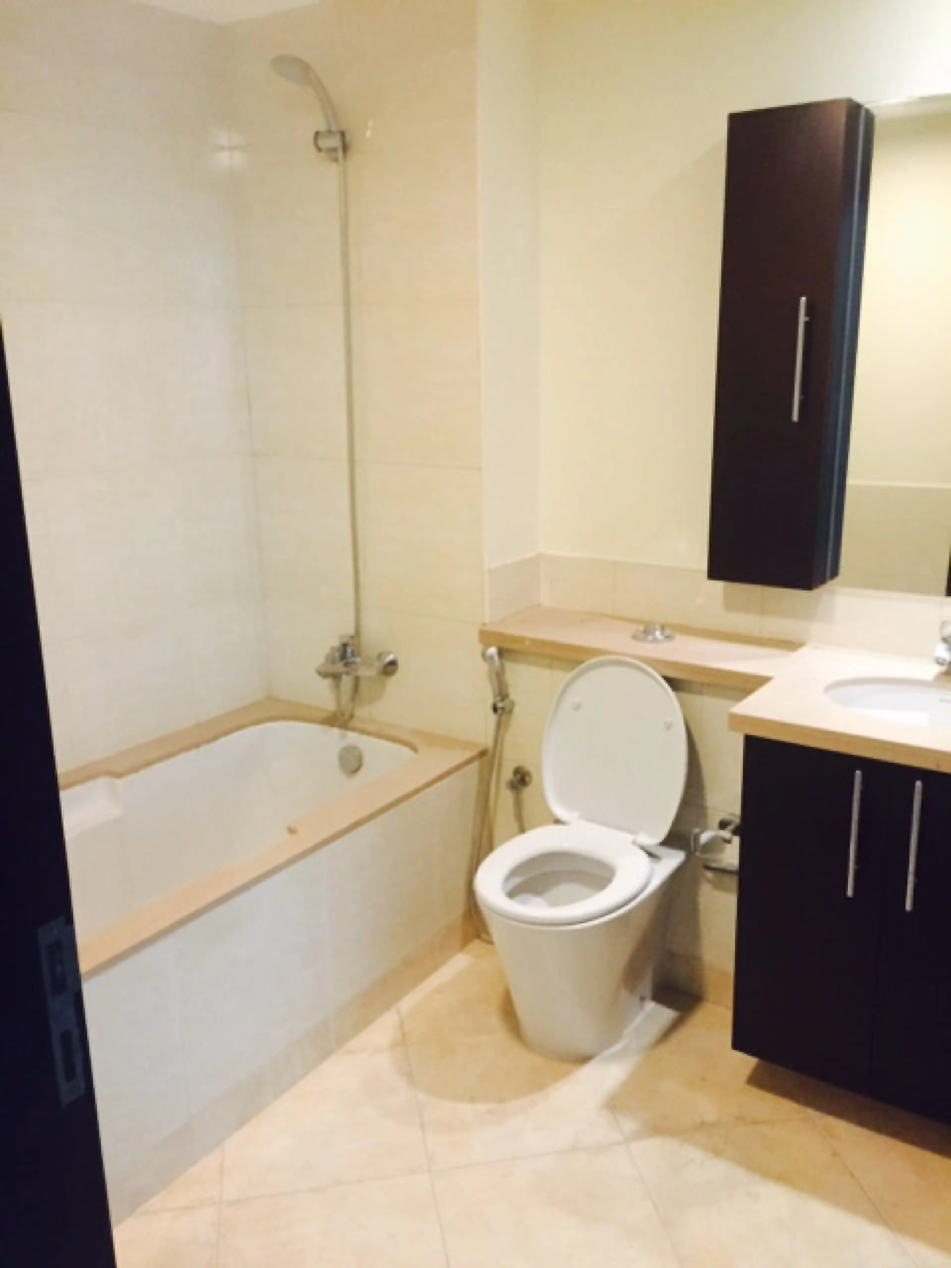 grand 3 pièces étage élevé avec vue splendide sur le golf – Appartement Dubai (5/10)