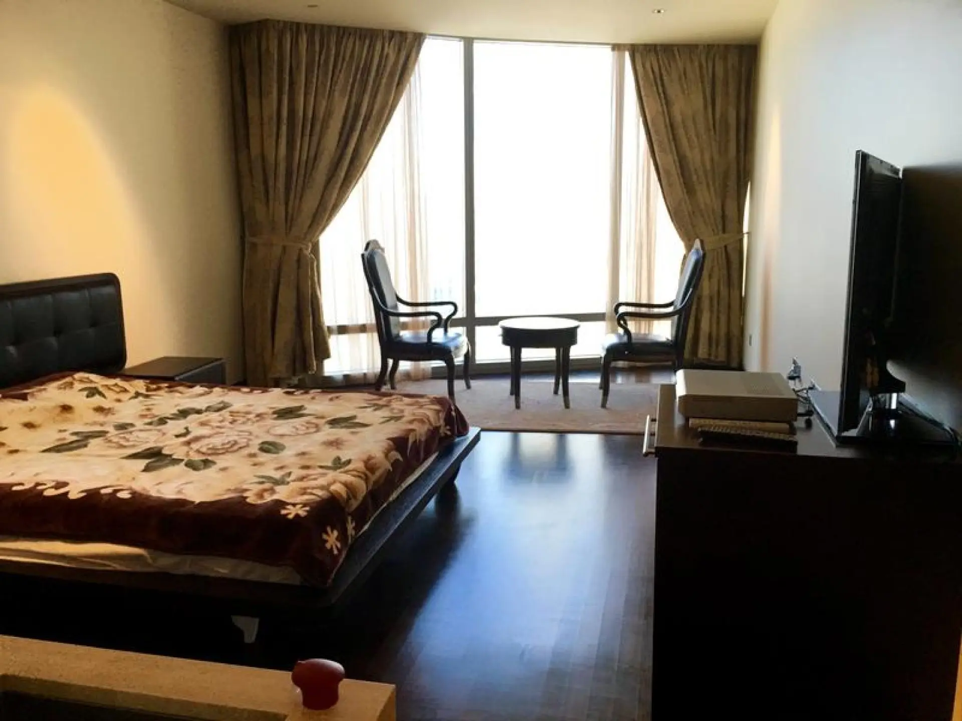 bk1-1590742230460 Studio meublé au plein coeur de dubai "Burj Khalifa" – Appartement Dubai (2/3)