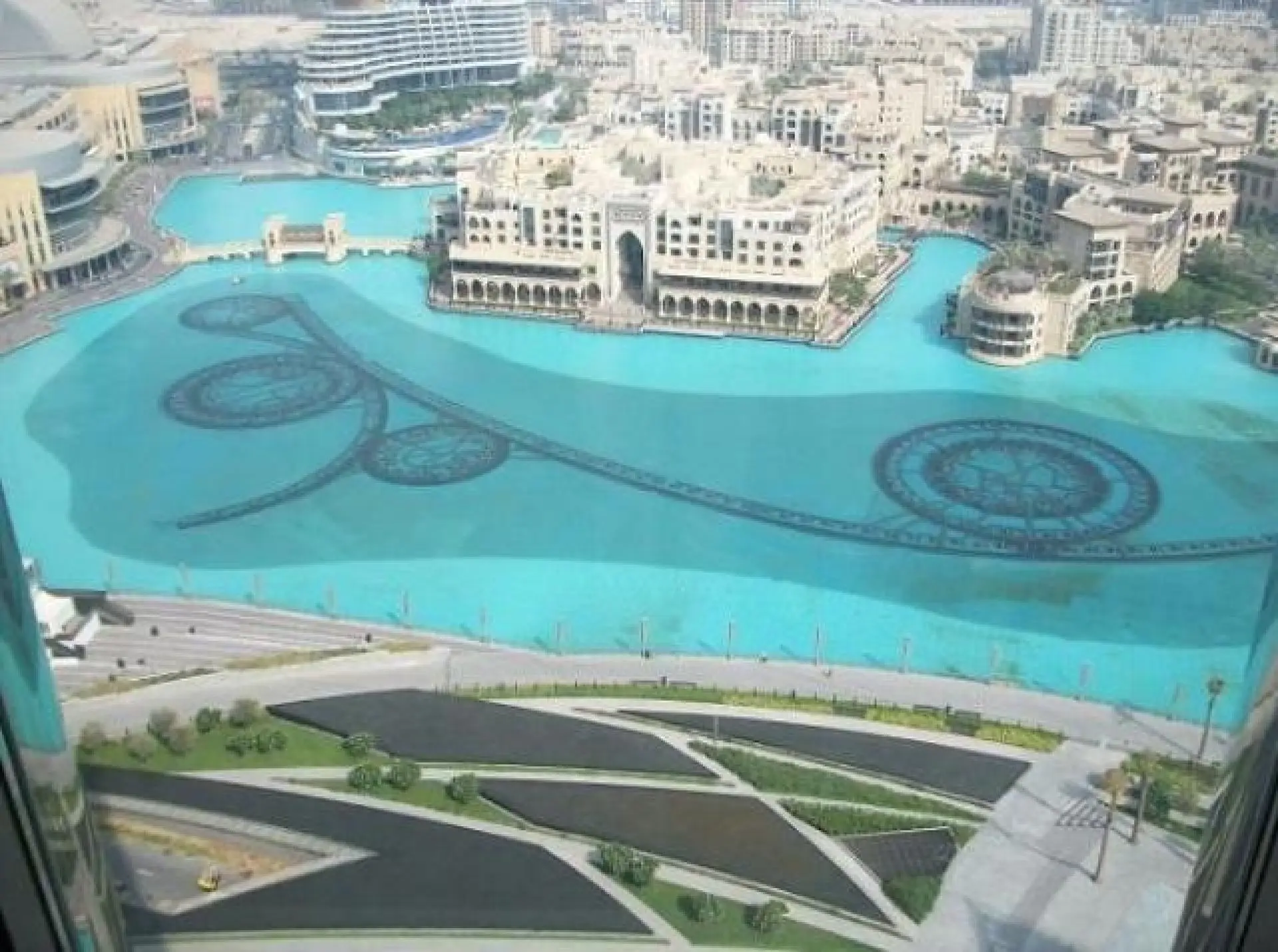 bkl1-1590743599191 2 CH à Burj Khalifa Pleine vue sur la Fontaine – Appartement Dubai (2/7)