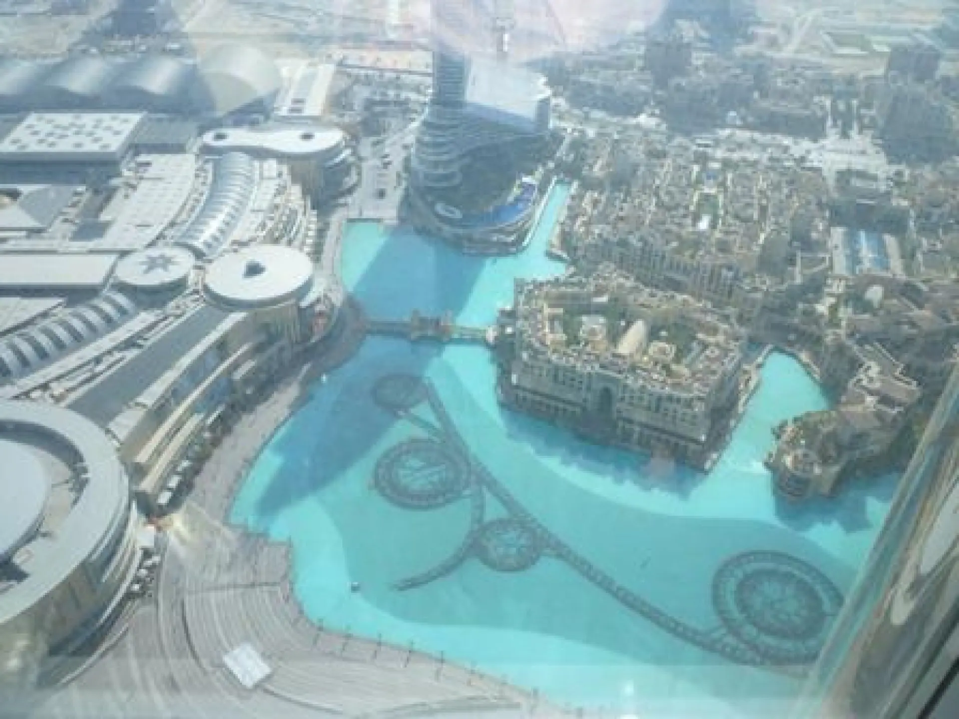 Burj Khalifa appartement de 2 ch + bonne, fontaine – Appartement Dubai (3/5)