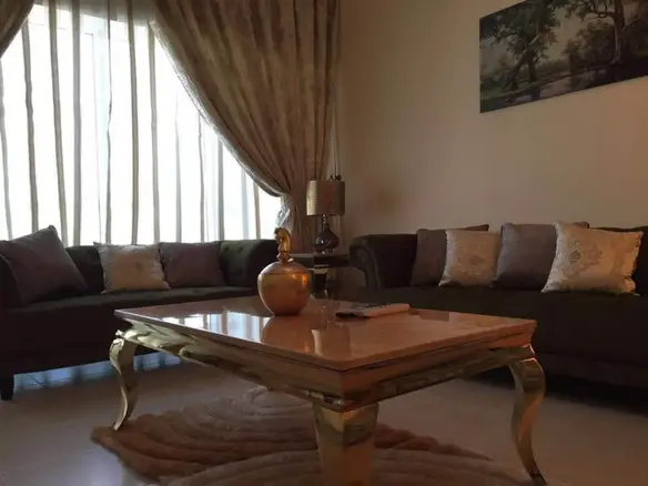 2 Chambres de luxe entièrement meublé à Downtown – Appartement Dubai (1/8)