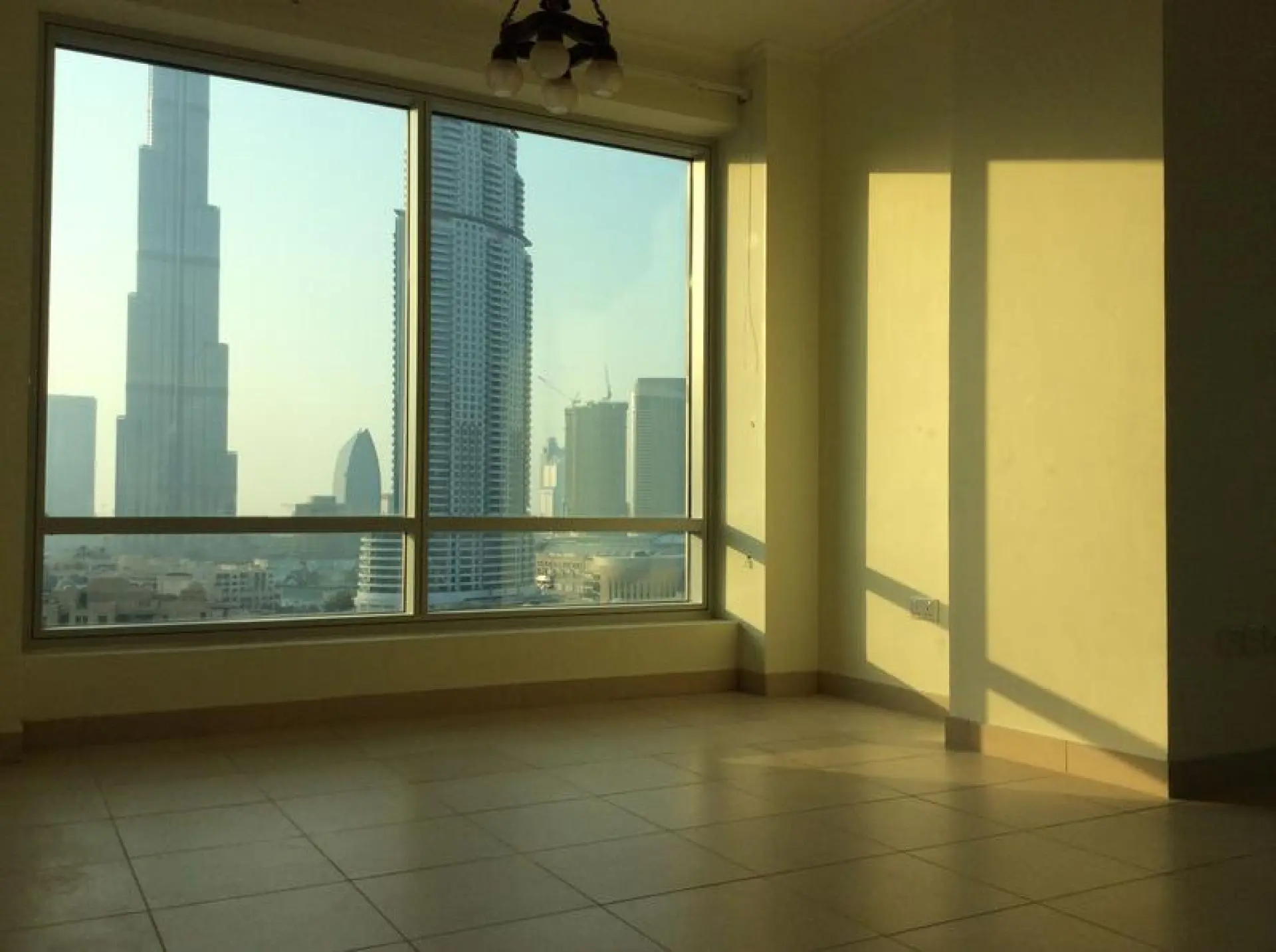 BURJ VIEWS, 2 CH, VUE PLEINE SUR BURJ ET FONTAINE – Appartement Dubai (1/5)