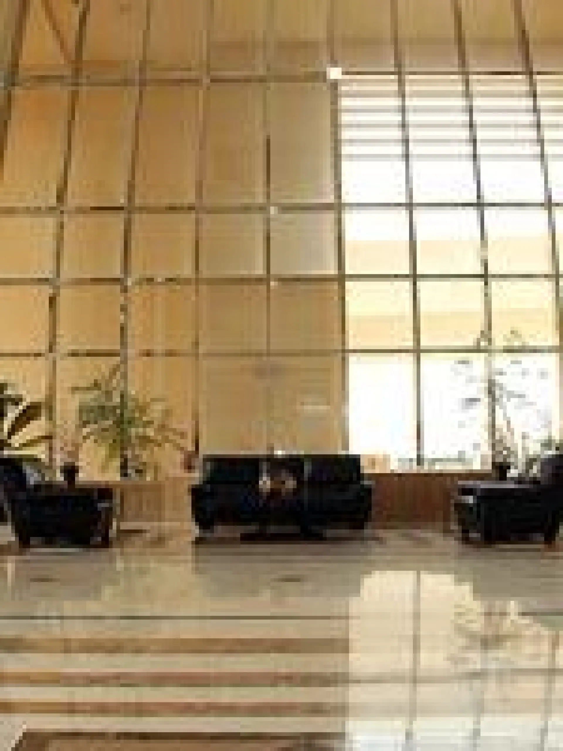 2 CH + parking attribué à Churchill Res Tower, Business Bay – Appartement Dubai (2/8)