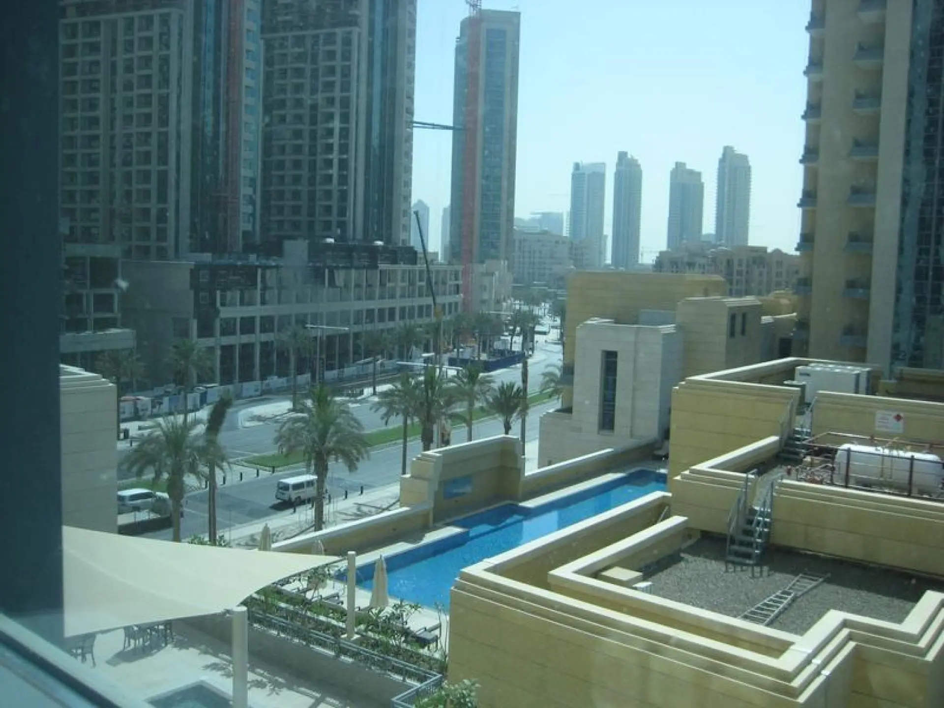 Une chambre plus bureau à louer à Downtown – Appartement Dubai (1/3)