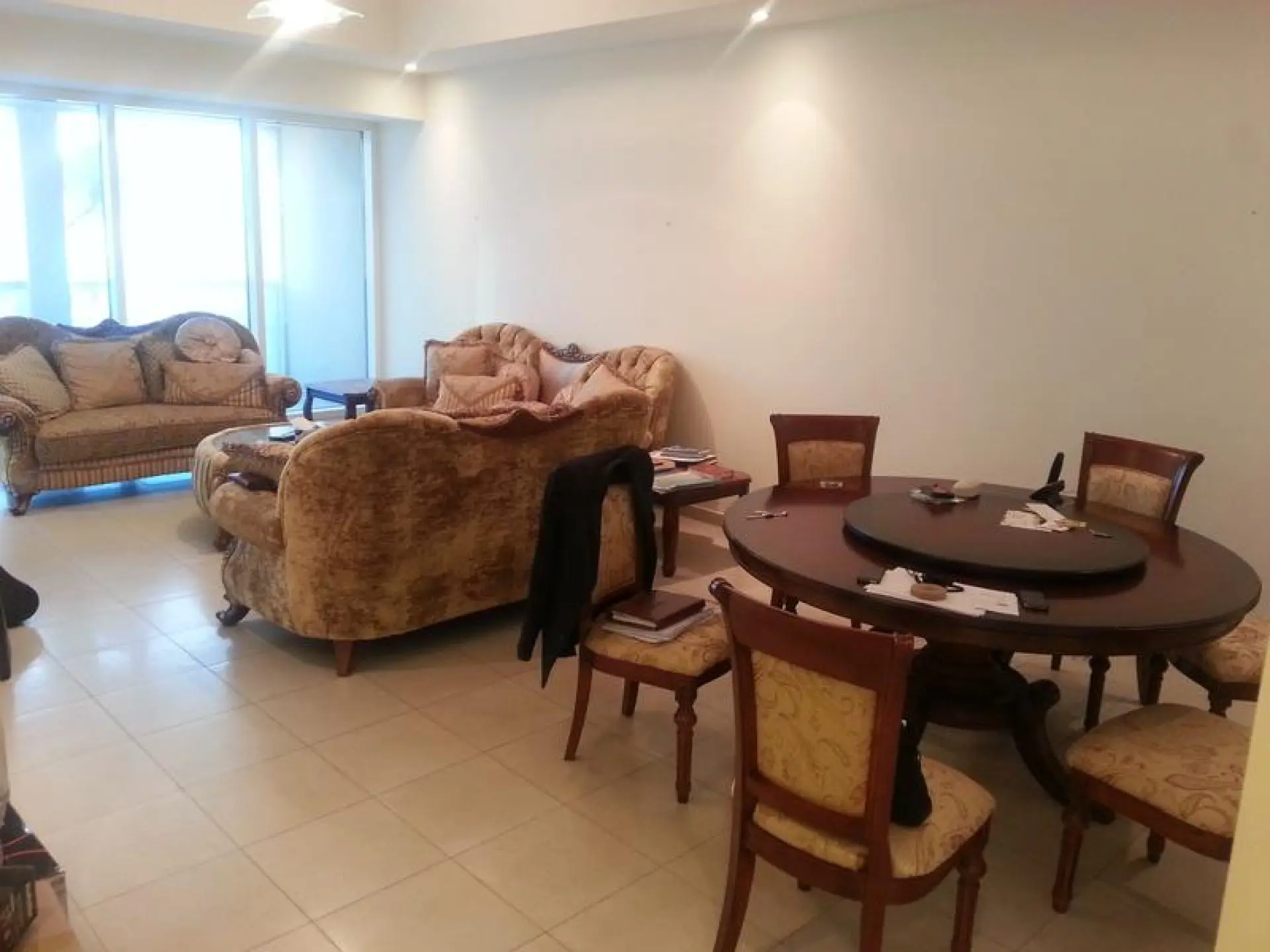 cr1-1590746325351 Entièrement meublé 2 CH + CH de bonne à Churchill Tower – Appartement Dubai (2/10)