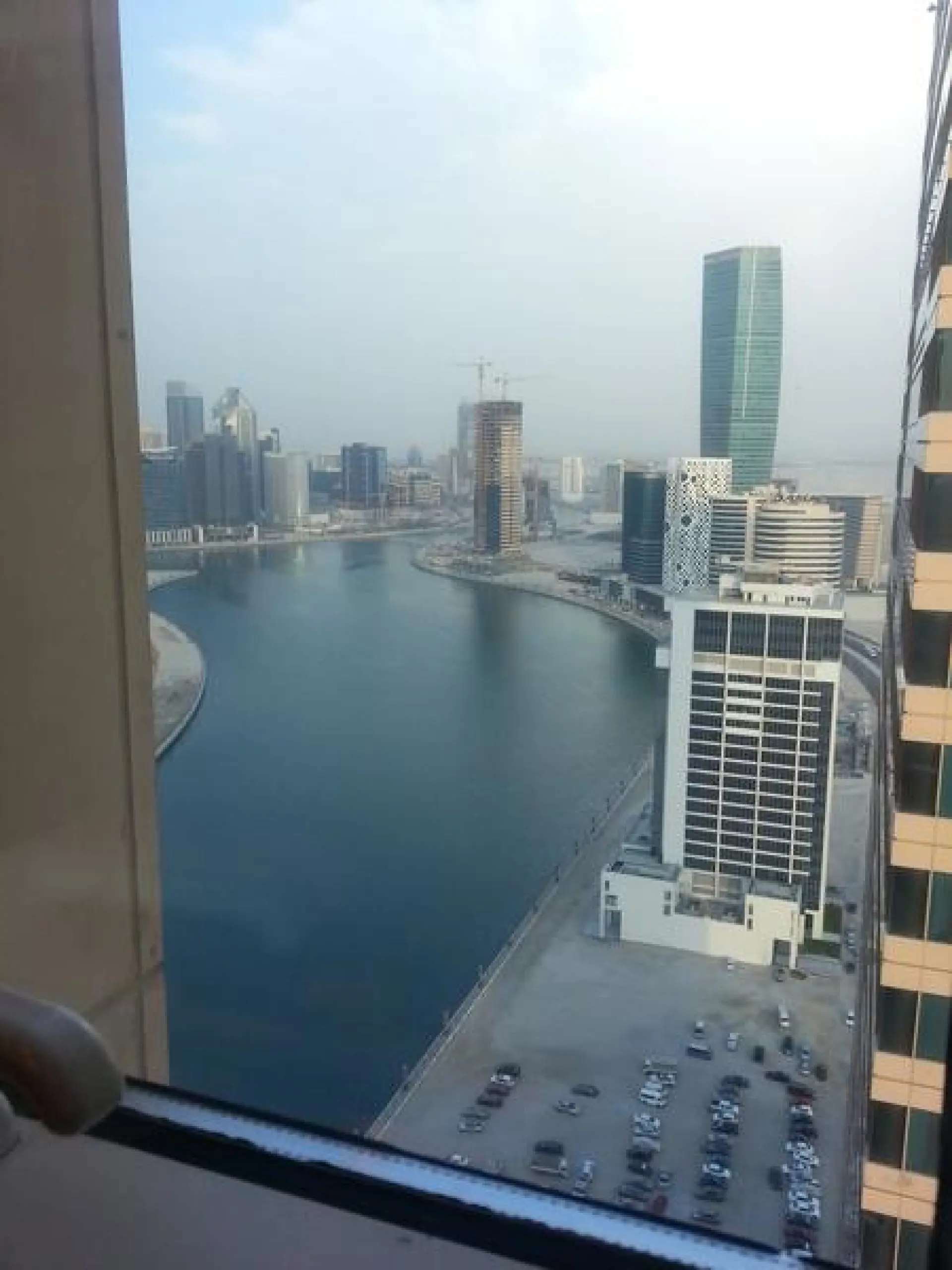 cr7-1590746334351 Entièrement meublé 2 CH + CH de bonne à Churchill Tower – Appartement Dubai (8/10)