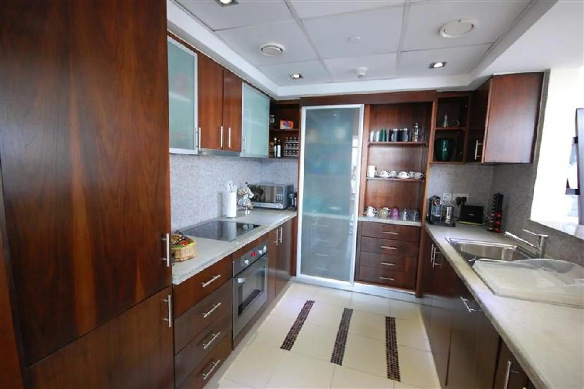 Elégant 2 Ch avec vue directe sur la mer à partir de toutes les chambres - Meubles de haute qualité – Appartement Dubai (8/9)