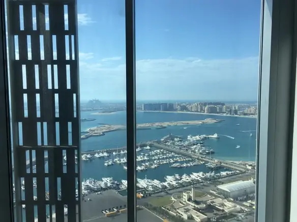 A louer 2 chambres à Cayan Tower, Dubai Marina – Appartement Dubai (1/9)
