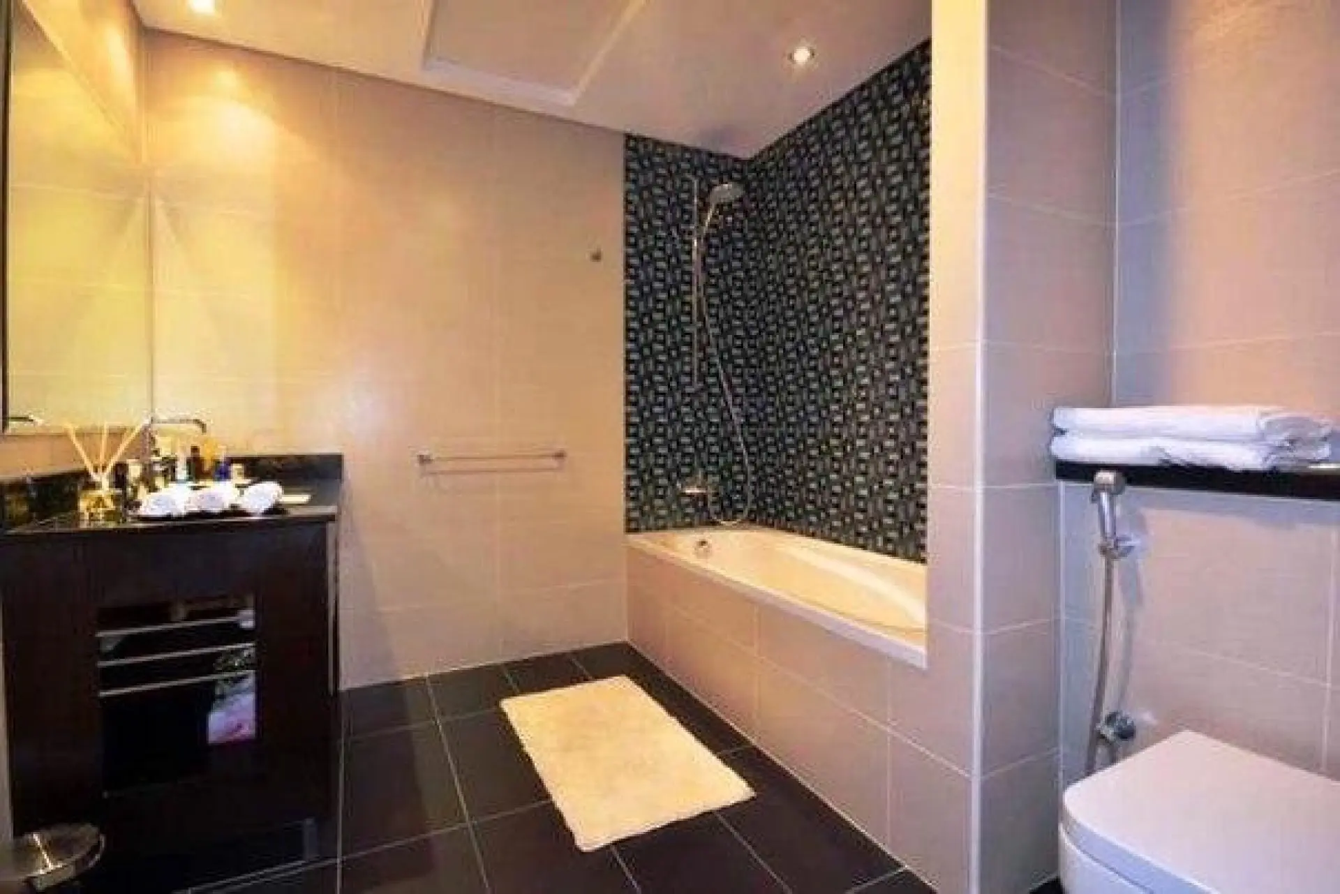 A louer 2 chambres à Cayan Tower, Dubai Marina – Appartement Dubai (9/9)