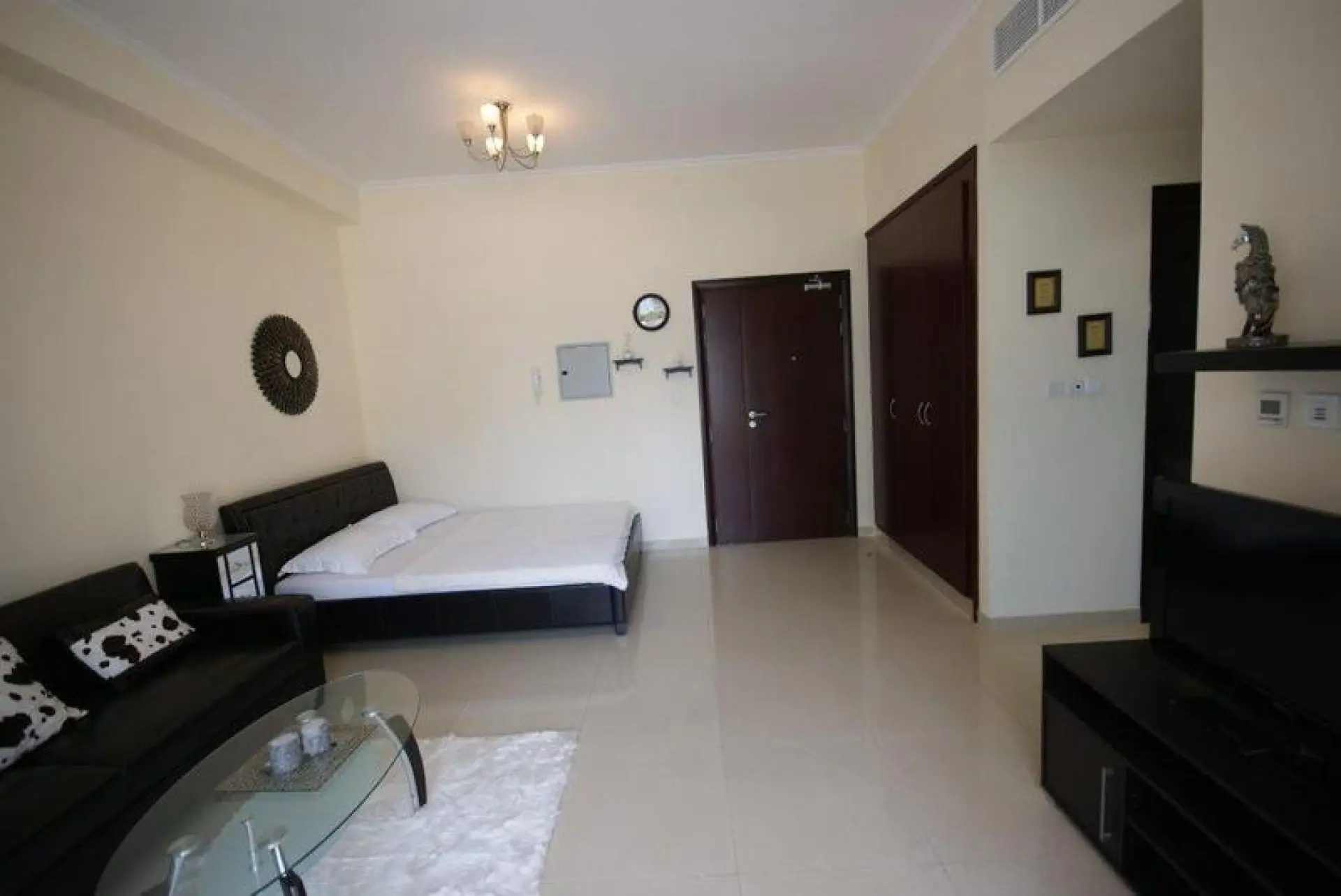 STUDIO MEUBLE MARINA STUDIO MEUBLE MARINA – Appartement Dubai (1/13)