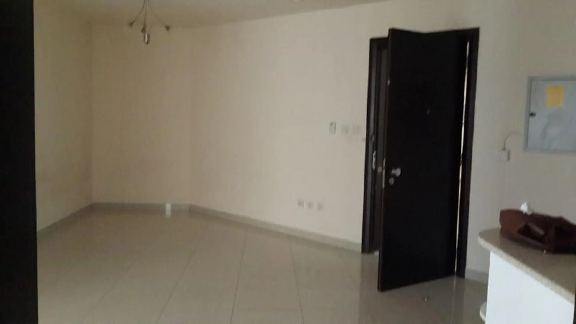dga12-1590744743261 Confortable appartement & étage élevé 2 BHK avec parking à Dubai Gate 1 -JLT @ 95K/2 Cheques – Appartement Dubai (3/10)