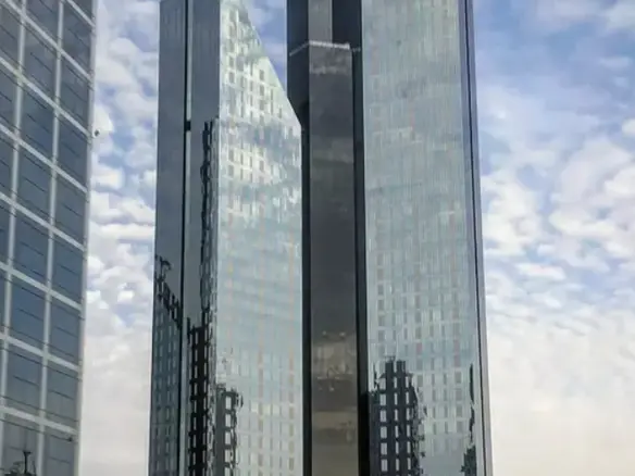 superbe studio très spacieux en plein coeur du quartier financier – Appartement Dubai (1/8)