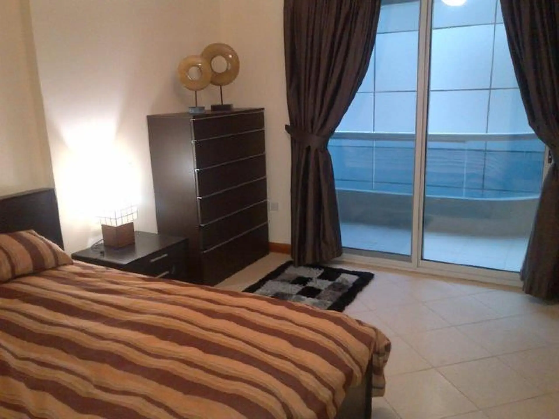 appartement meublé payable mensuellement, vue Marina – Appartement Dubai (3/8)