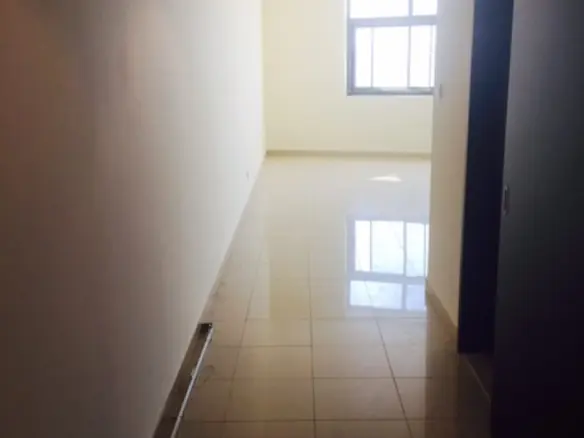 grand 3 pièces étage élevé avec vue splendide sur le golf – Appartement Dubai (1/10)