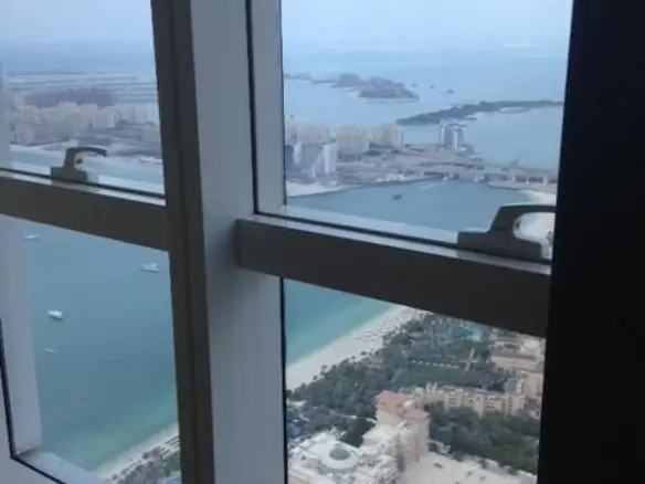 Massive 3 Ch + ch de bonne à Dubai Marina/ Etage élevé – Appartement Dubai (1/10)