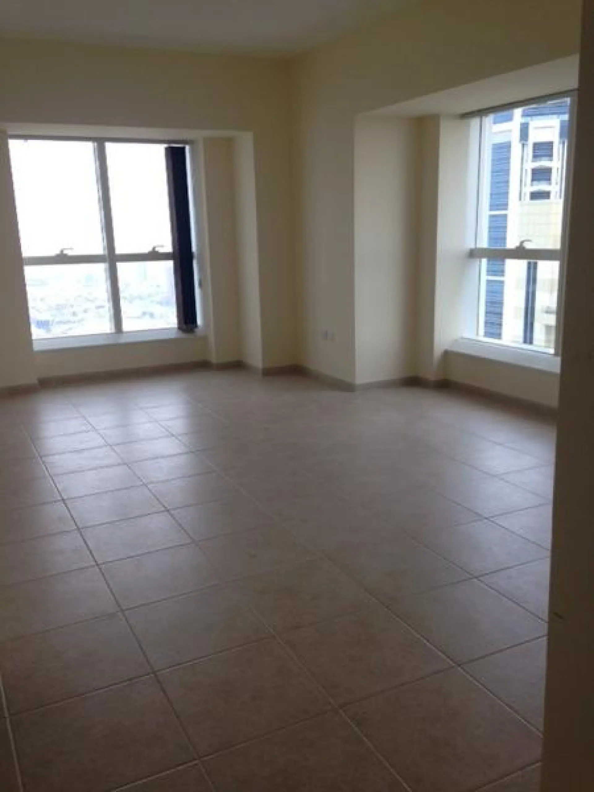 Massive 3 Ch + ch de bonne à Dubai Marina/ Etage élevé – Appartement Dubai (2/10)
