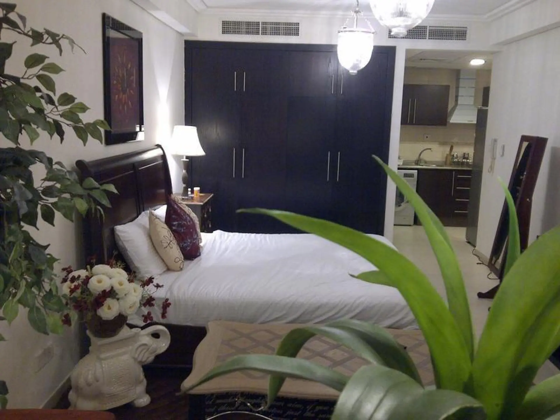 Studio entièrement meublé, appartement Goldcrest Views 2 JLT – Appartement Dubai (1/7)