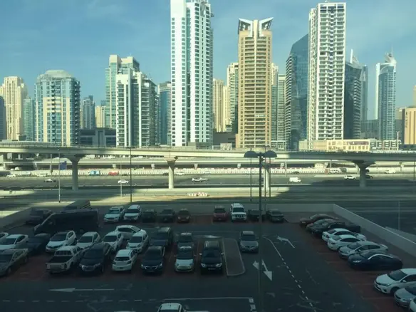 Grand Studio à JLT pour 65000 AED – Appartement Dubai (1/8)