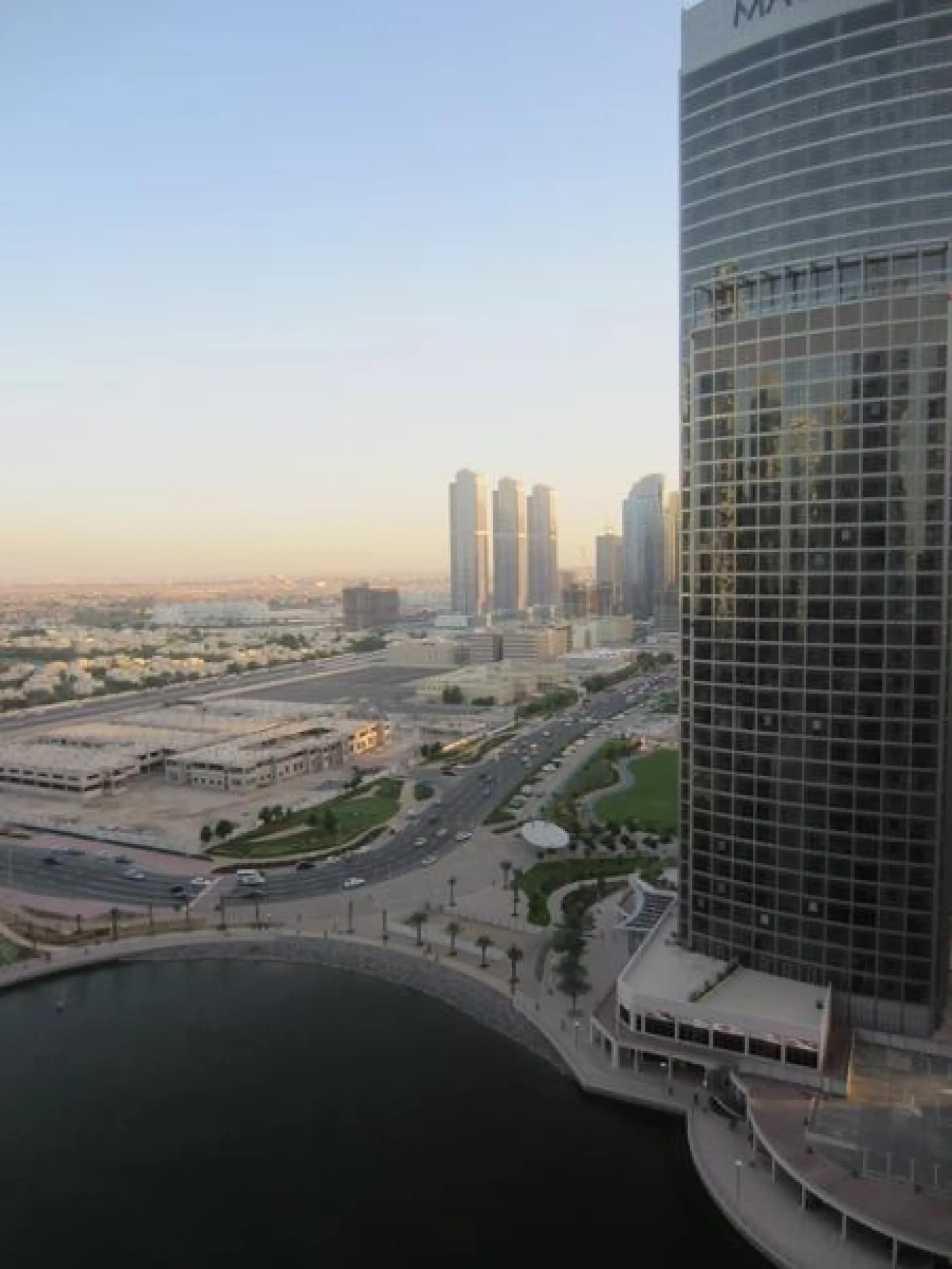 Elegant bien amélioré+étage élevé+belle vue – Appartement Dubai (2/6)