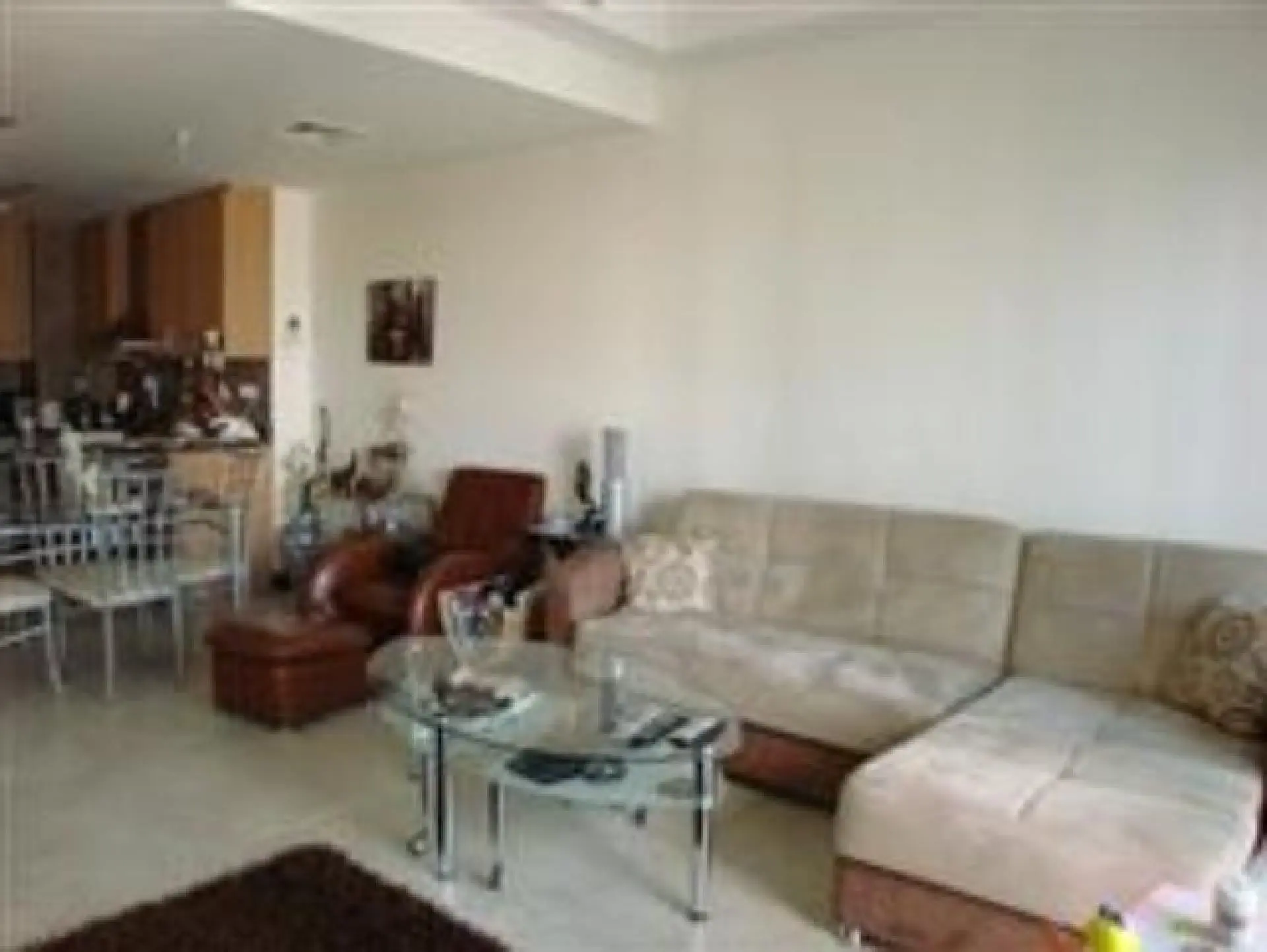 Joli 2 chambres + chambre de bonne, entièrement meublé à JLT – Appartement Dubai (3/7)