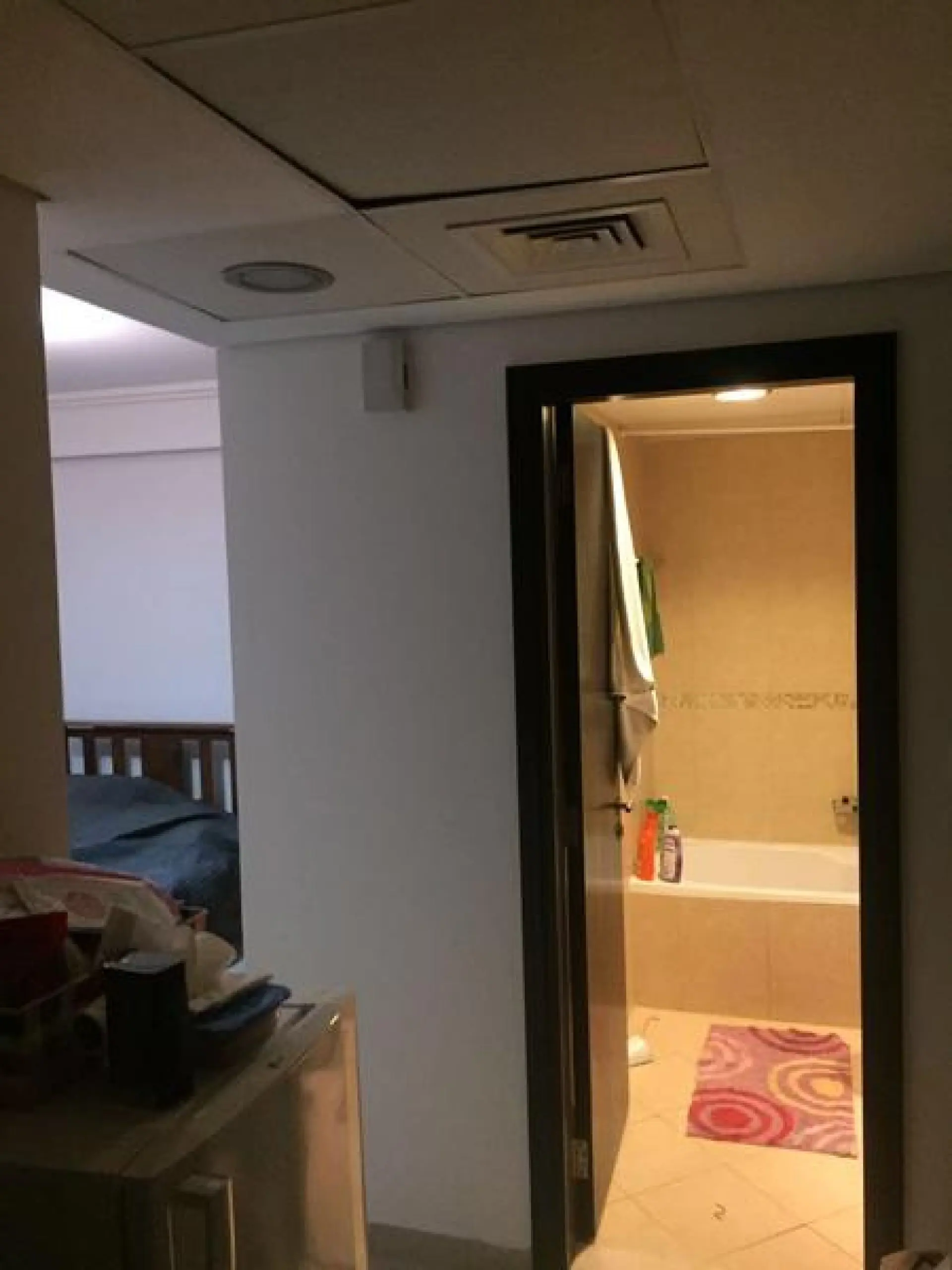 gv24-1590743096476 Grand studio entièrement meublé – Appartement Dubai (5/6)