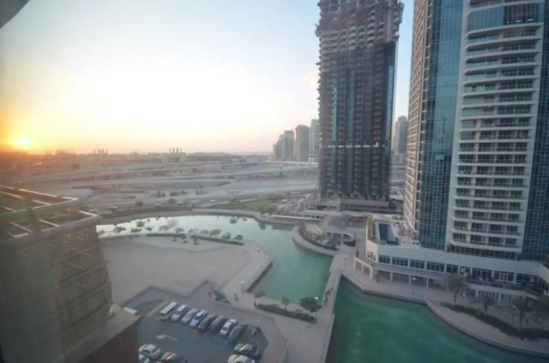 1 CH Icon 1 Cluster M JLT 750 sqft, vient d'être peint 85000 AED – Appartement Dubai (2/6)