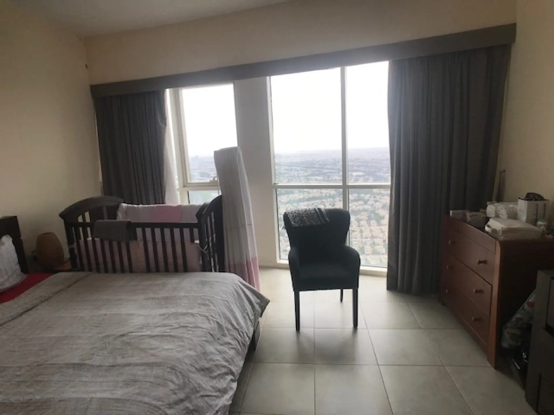 Immense appartement 3 chambres avec chambre de bonne supplémentaire – Appartement Dubai (14/20)