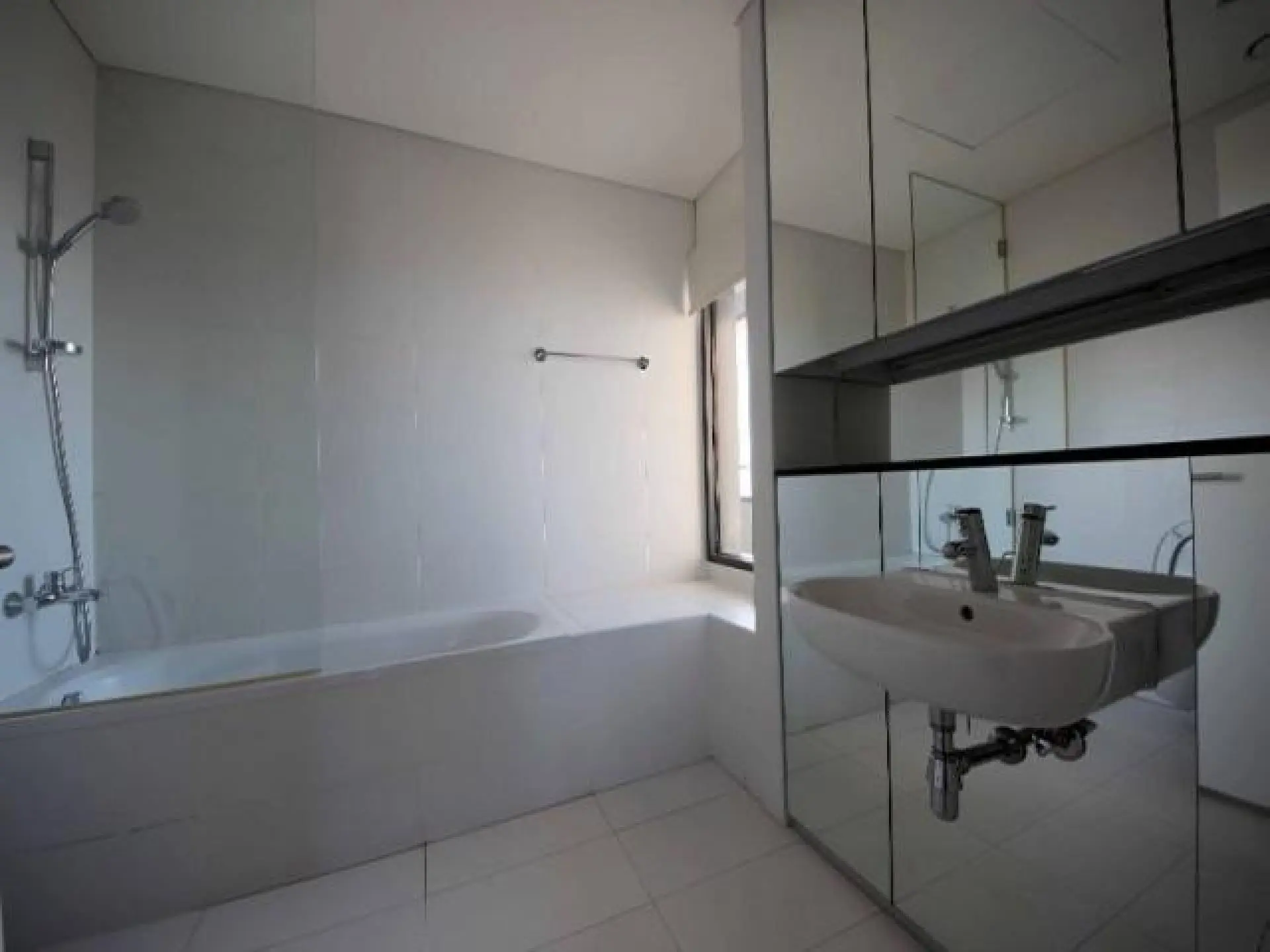 it2-159074222385 Appartement de 2 chambres à Index Tower DIFC, Burj vue – Appartement Dubai (3/5)