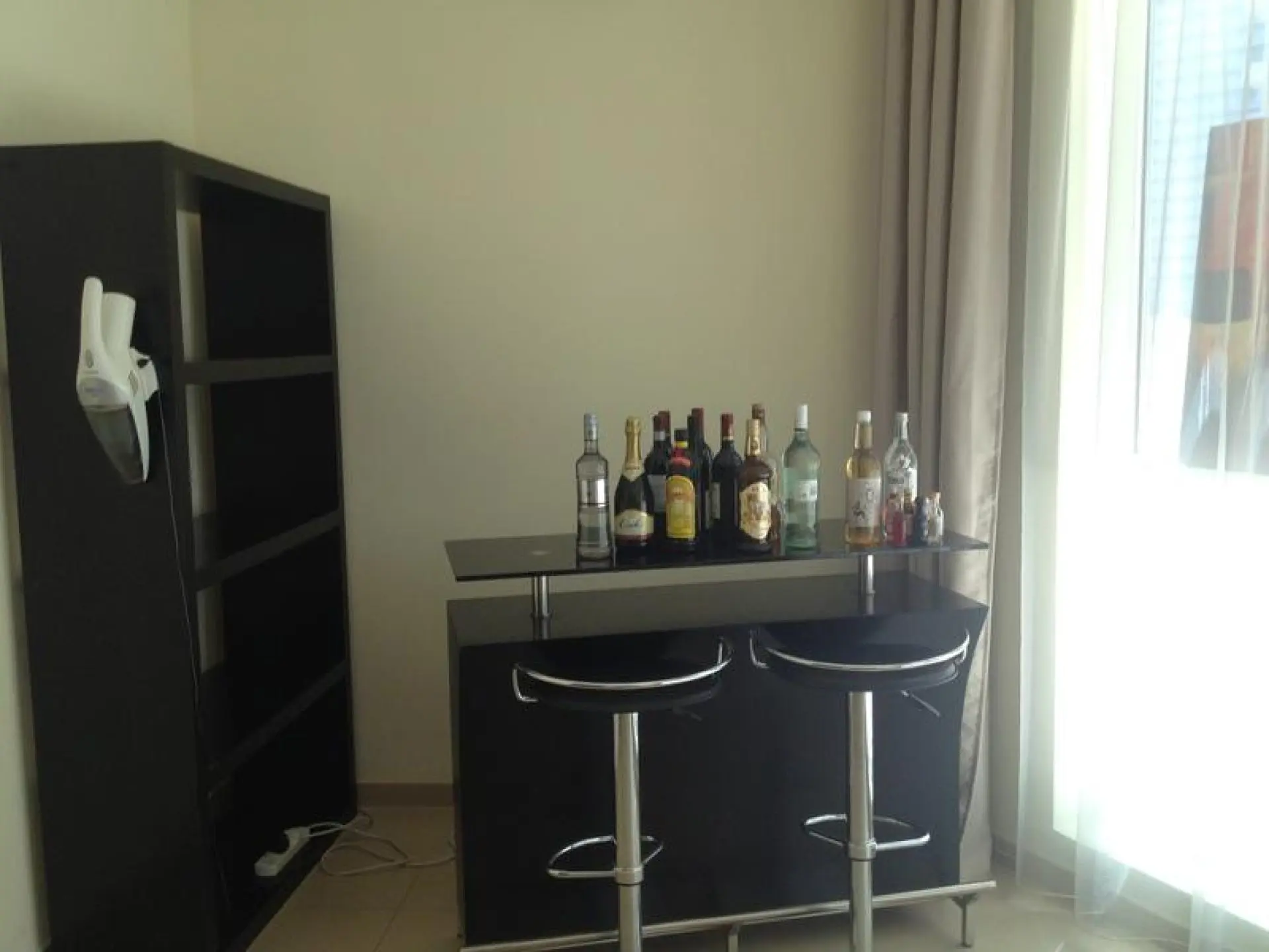 Spacieuse 2 CH + bonne entièrement meublé à louer à JLT – Appartement Dubai (4/4)