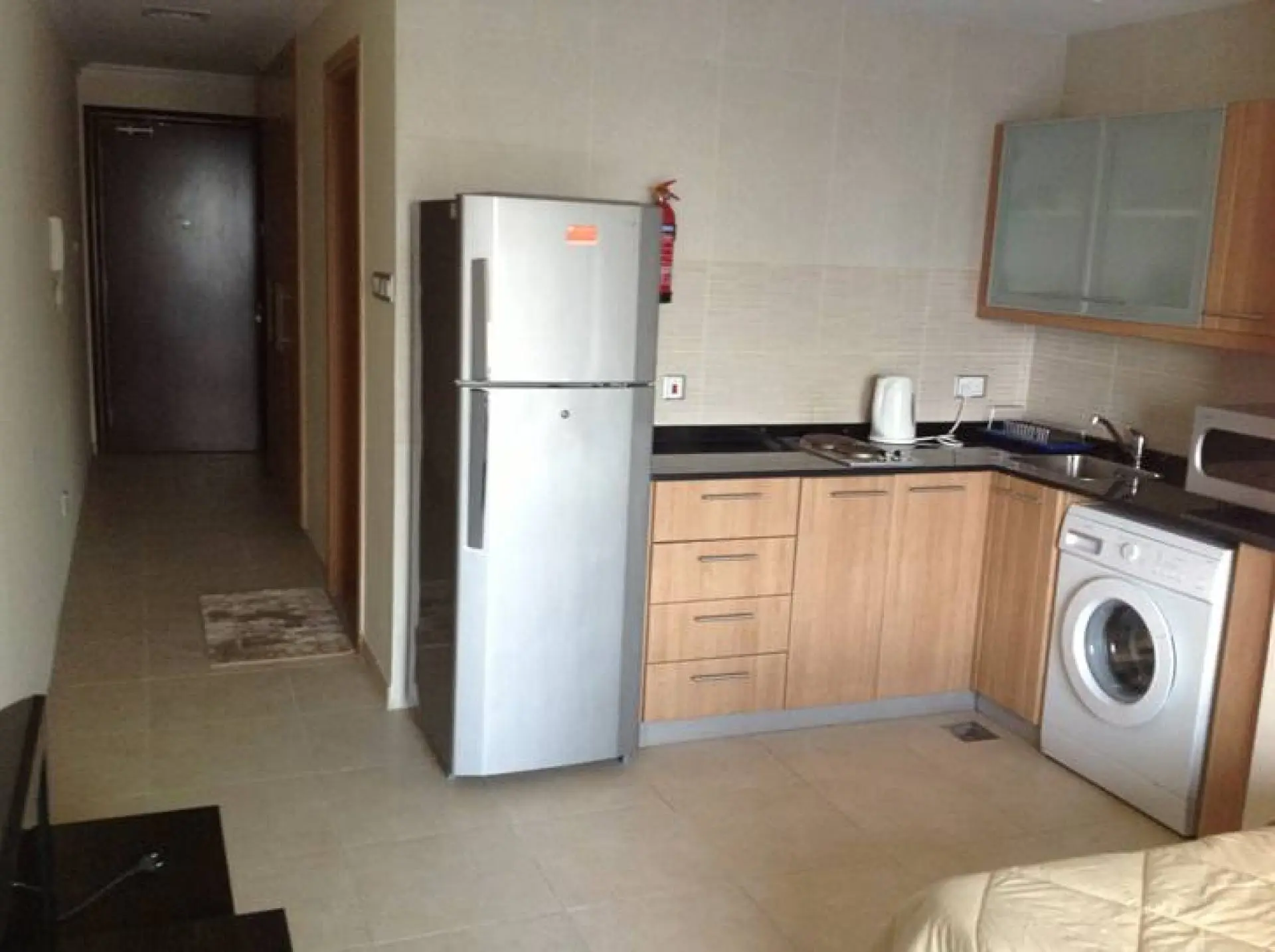 kitchen-1590747478527 Très beau studio entièrement meublé à louer à la Marina – Appartement Dubai (2/5)