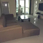 Meublé 1CH vue entière sur le lac sur la station métro – Appartement Dubai (1/6)