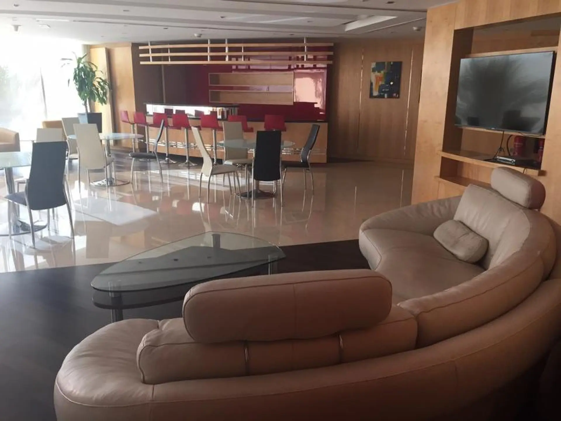 Studio lumineux à louer à DAMAC Lake View JLT – Appartement Dubai (8/9)