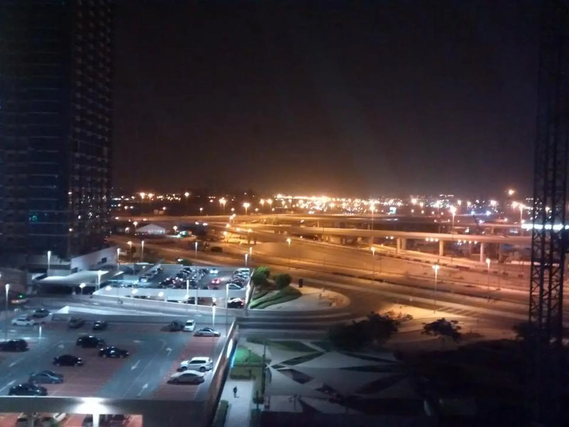 lavi9-1590744887269 1 BHK à Lake View par DAMAC JLT seulement à 8000 x 12 chq ou 90K en 4 chq – Appartement Dubai (10/10)