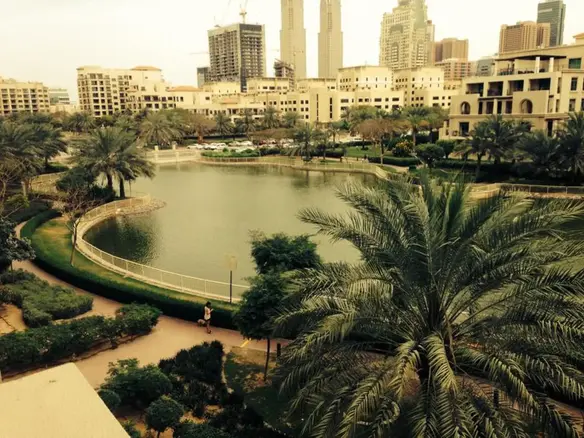 Studio Links, pleine vue sur le Canal – Appartement Dubai (1/8)