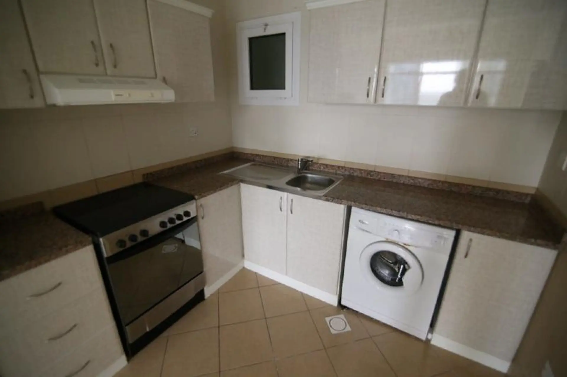 lci5-1590743400177 A louer 1 chambre à JLT - Lake City Tower 78k – Appartement Dubai (6/7)