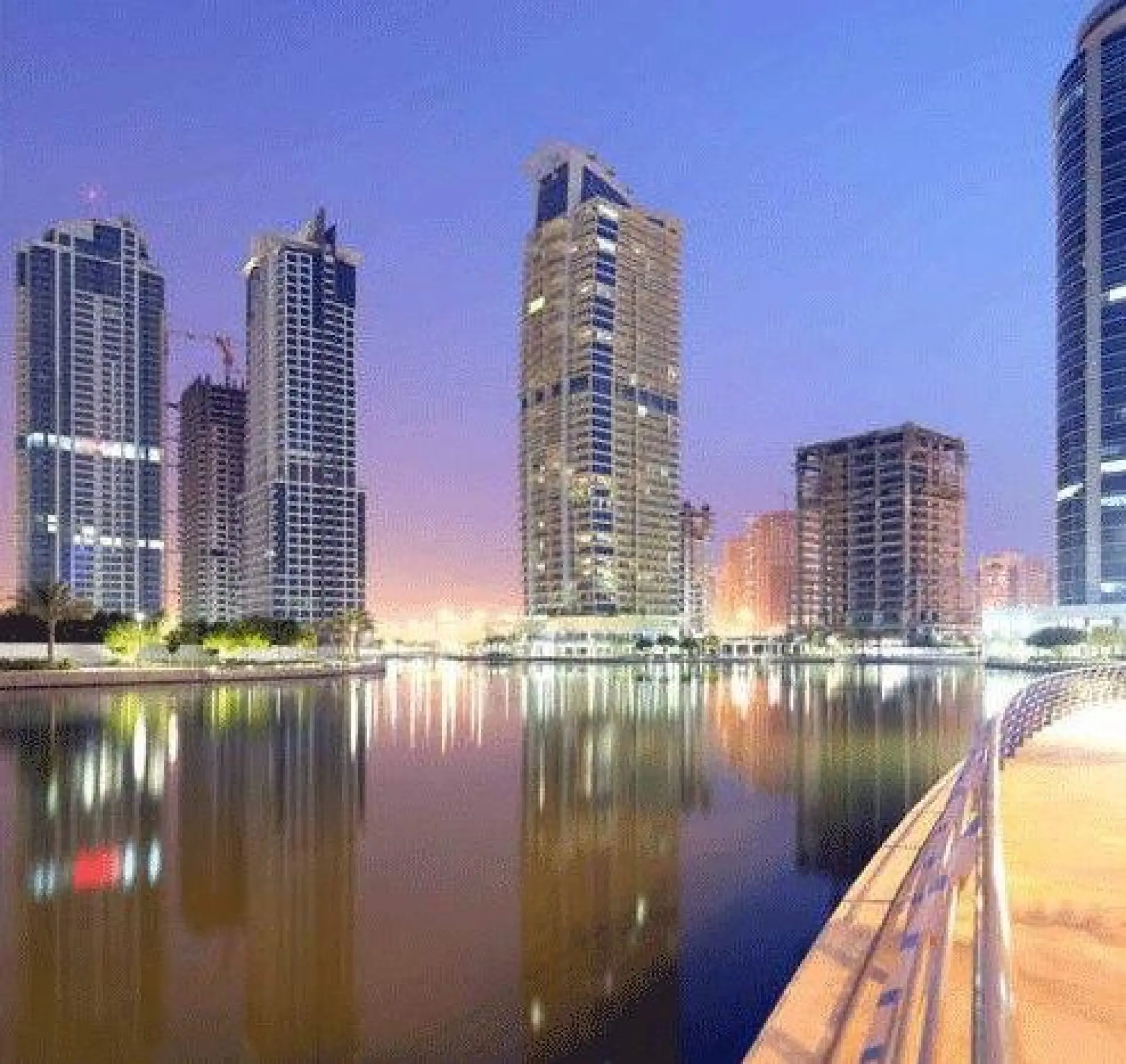 le8-1590744258233 Bon Deal! Tout meublé 1 Ch @ 95k à Lake View – Appartement Dubai (9/9)
