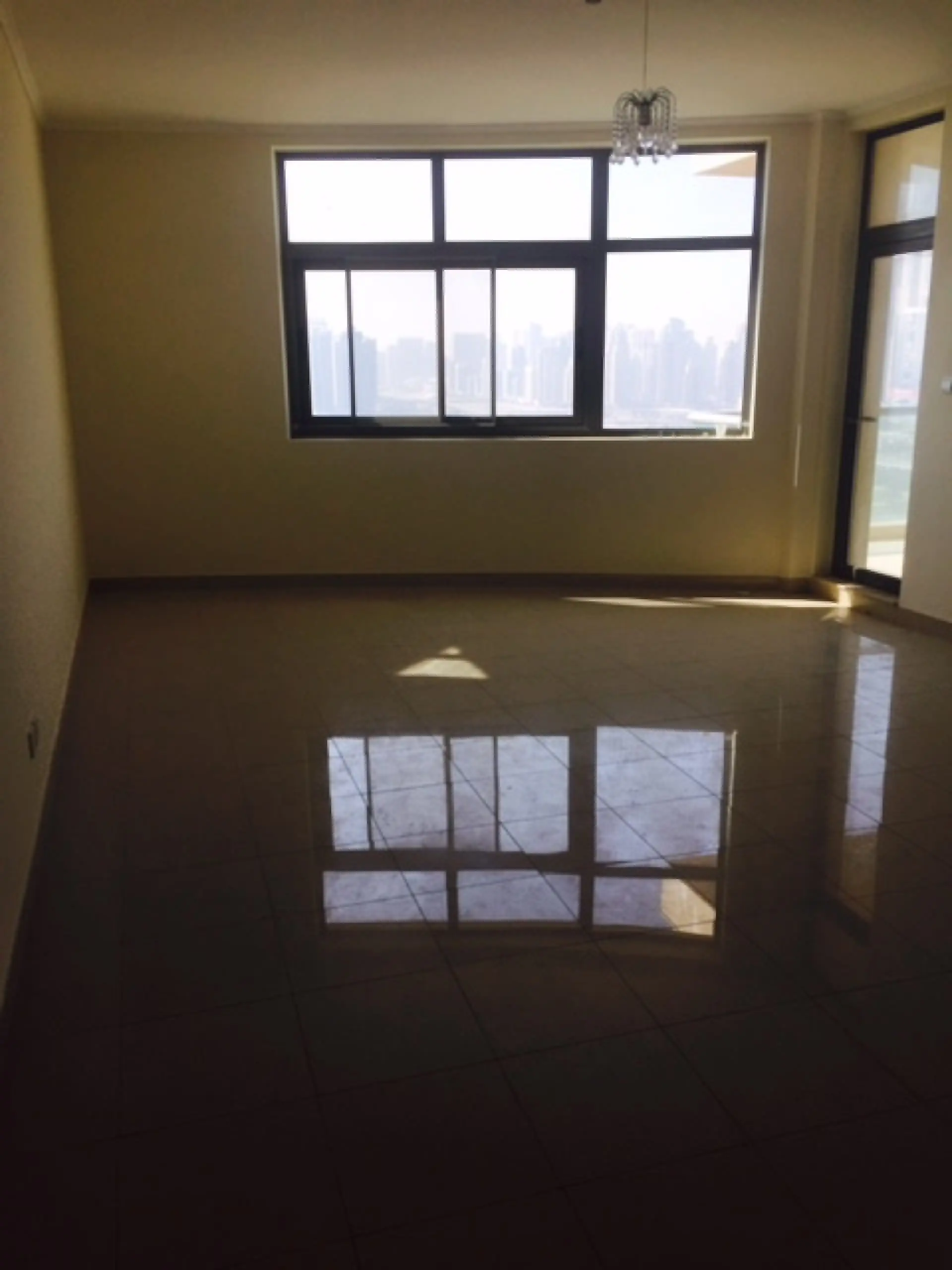 grand 3 pièces étage élevé avec vue splendide sur le golf – Appartement Dubai (3/10)