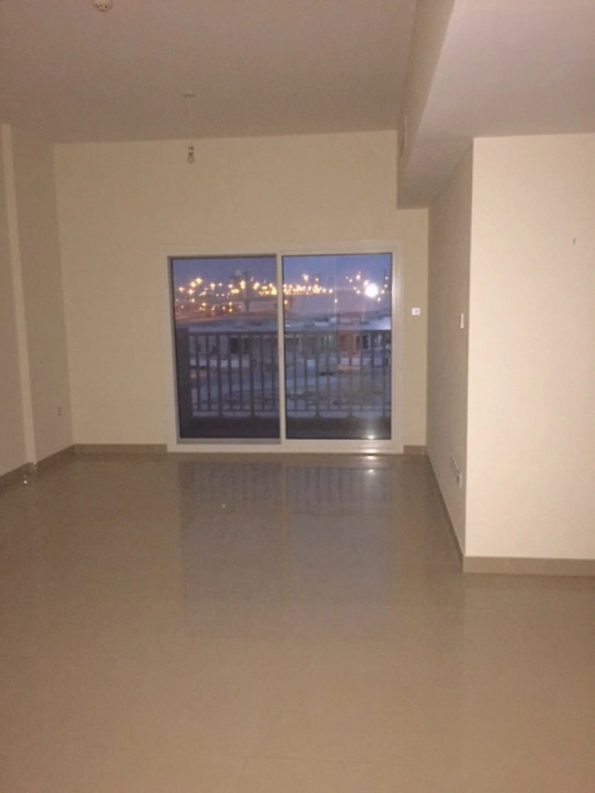 Spacieux appartement 4 pièces idéal pour familles – Appartement Dubai (1/10)